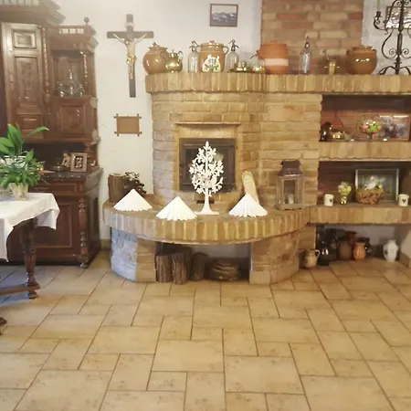 Szent Anna Panzio Es Etterem Szob
