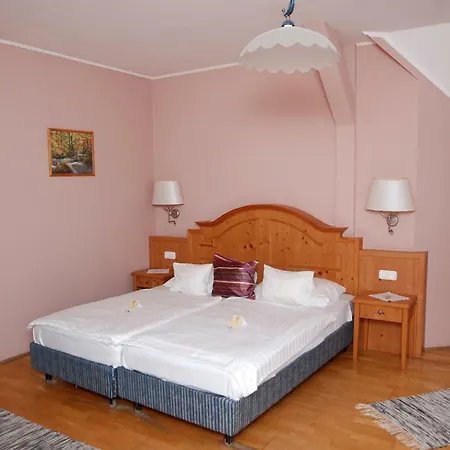 B&B Szent Anna Panzio Es Etterem *